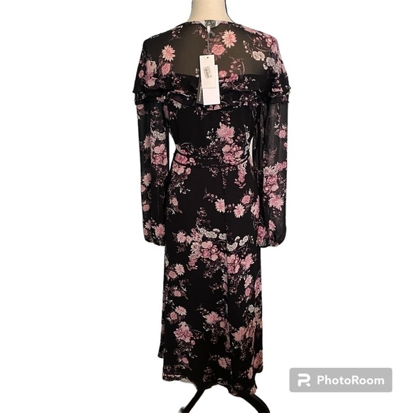Wayf Black Floral Wrap Dress NWT Ruffle Back Sz M - Picture 3 of 13
